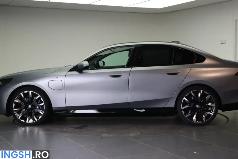 BMW 550 (Seria 5) din 2024 cu 39.010 km - oferta BMW233611 - foto 3