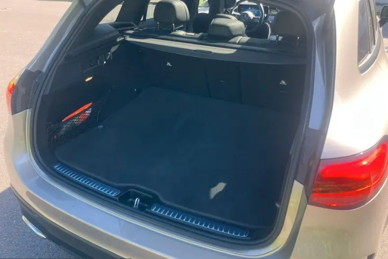 Mercedes-Benz GLC 200 (Clasa GLC) din 2024 cu 32.000 km - oferta MER233622 - foto 15