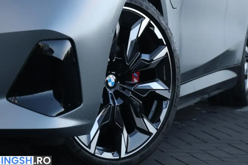BMW 530 (Seria 5) din 2025 cu 26.998 km - oferta BMW233629 - foto 3