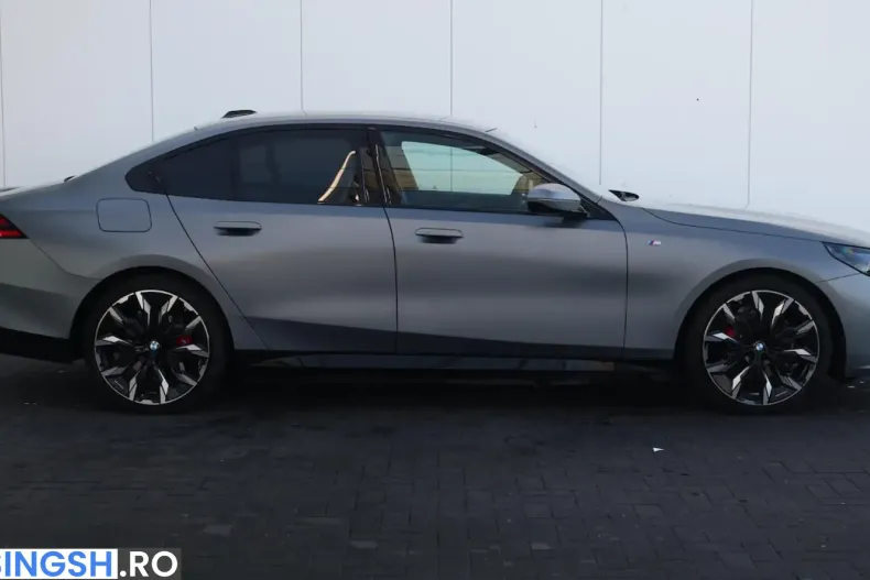 BMW 530 (Seria 5) din 2025 cu 26.998 km - oferta BMW233629 - foto 14