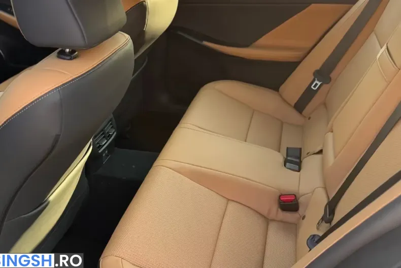 Lexus IS 350 din 2026 cu 100 km - oferta LEX233639 - foto 19