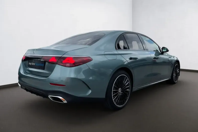 Mercedes-Benz E 300 (Clasa E) din 2025 cu 47.550 km - oferta MER233644 - foto 5
