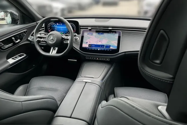 Mercedes-Benz E 300 (Clasa E) din 2025 cu 47.550 km - oferta MER233644 - foto 9