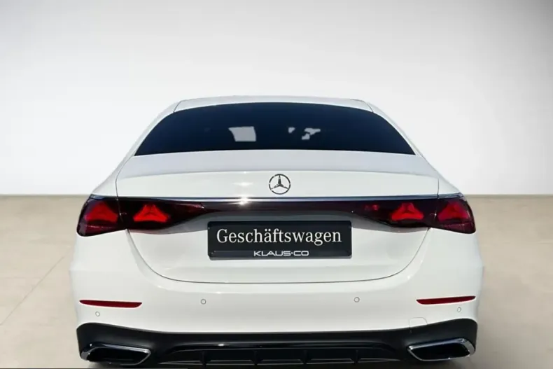 Mercedes-Benz E 220 (Clasa E) din 2025 cu 31.100 km - oferta MER233647 - foto 4