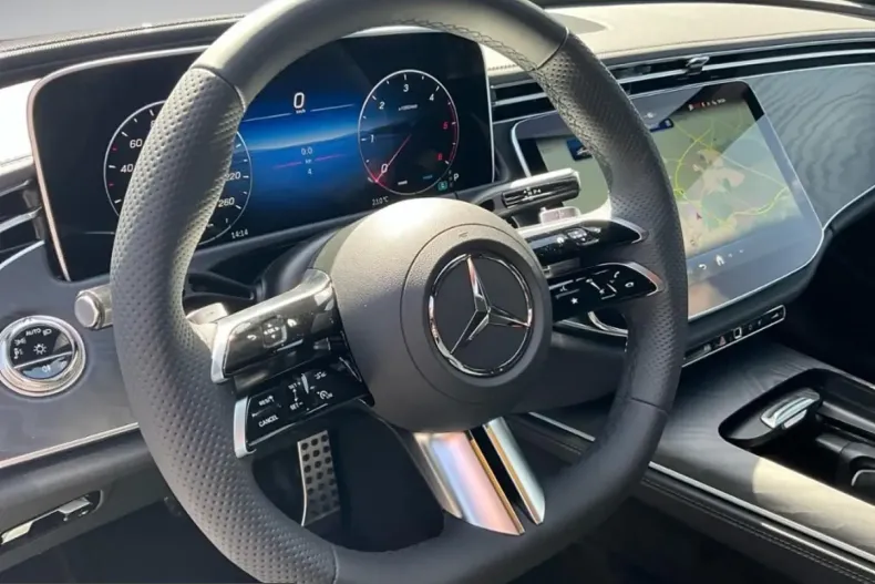 Mercedes-Benz E 220 (Clasa E) din 2025 cu 31.100 km - oferta MER233647 - foto 9