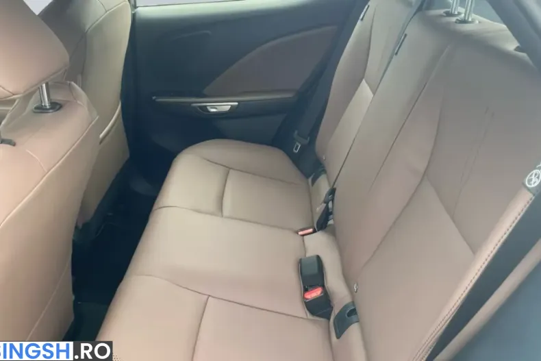 Lexus LBX din 2026 cu 60 km - oferta LEX233651 - foto 16