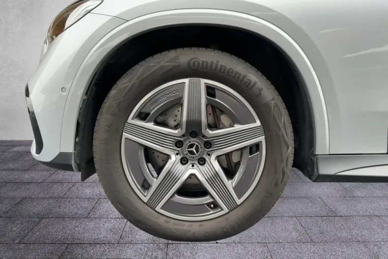 Mercedes-Benz GLC 200 (Clasa GLC) din 2025 cu 10.432 km - oferta MER233663 - foto 13