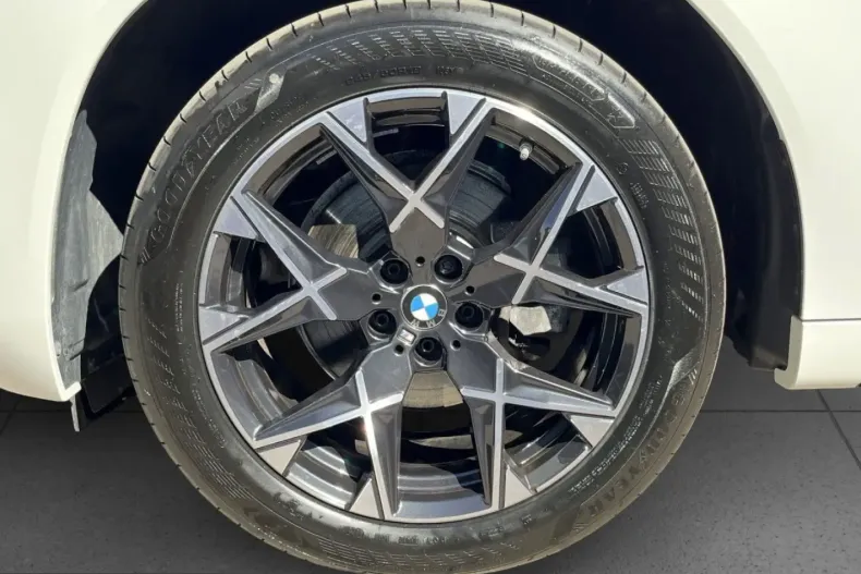 BMW X3 (Seria X) din 2025 cu 14.999 km - oferta BMW233667 - foto 14