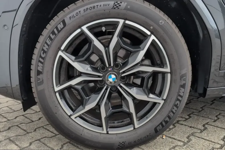 BMW X4 (Seria X) din 2025 cu 22.300 km - oferta BMW233684 - foto 17
