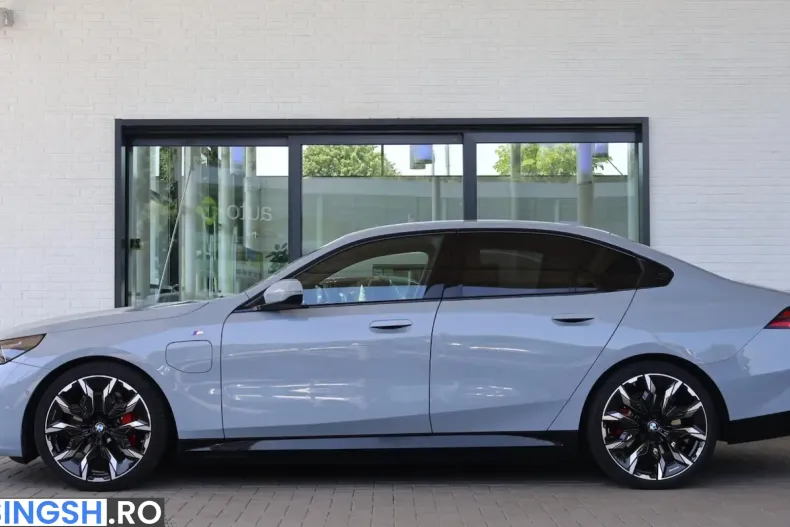 BMW 530 (Seria 5) din 2025 cu 39.479 km - oferta BMW233685 - foto 2