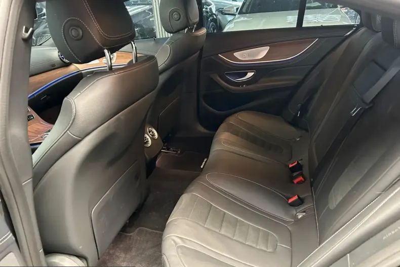 Mercedes-Benz CLS 220 (Clasa CLS) din 2023 cu 53.300 km - oferta MER233690 - foto 8