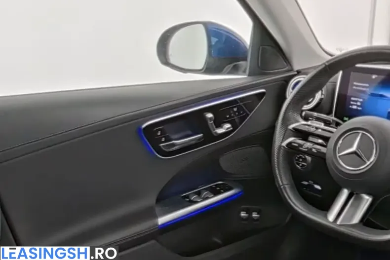 Mercedes-Benz C 300 (Clasa C) din 2024 cu 24.068 km - oferta MER233693 - foto 8