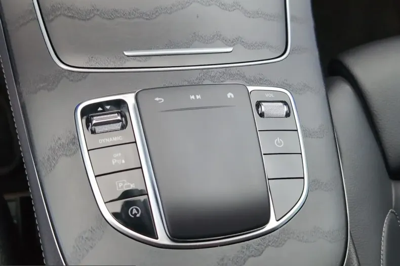 Mercedes-Benz CLS 300 (Clasa CLS) din 2023 cu 99.980 km - oferta MER233694 - foto 9