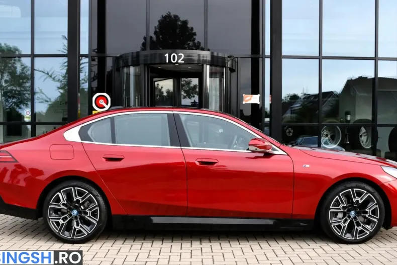 BMW 550 (Seria 5) din 2024 cu 38.854 km - oferta BMW233699 - foto 7