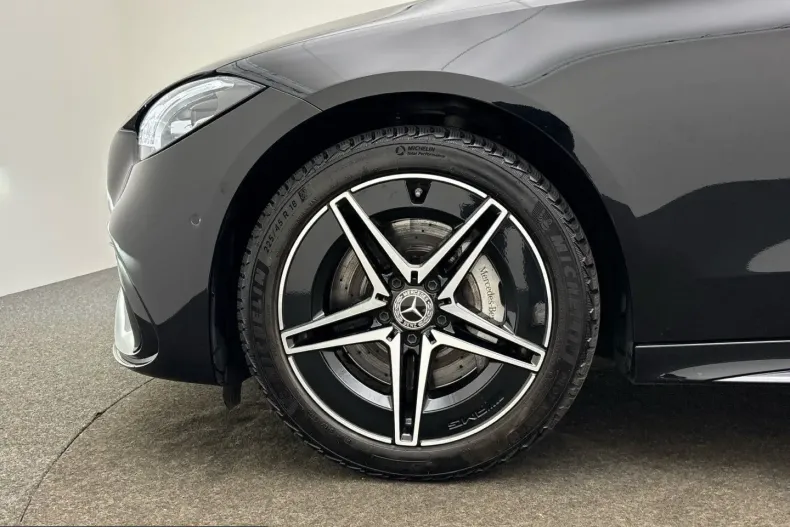 Mercedes-Benz C 300 (Clasa C) din 2023 cu 56.341 km - oferta MER233701 - foto 6