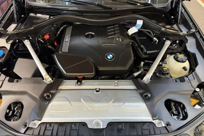 BMW X4 (Seria X) din 2023 cu 27.216 km - oferta BMW233702 - foto 16