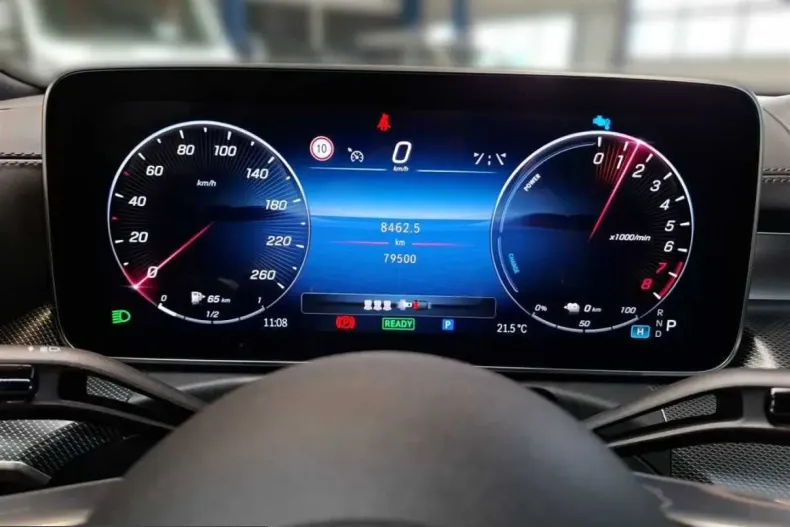 Mercedes-Benz C 300 (Clasa C) din 2023 cu 79.499 km - oferta MER233706 - foto 8