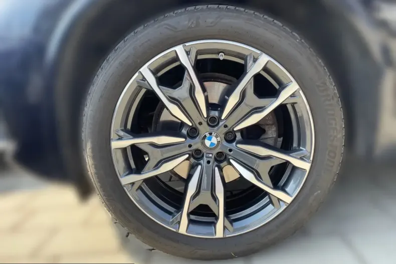 BMW X4 (Seria X) din 2024 cu 36.900 km - oferta BMW233707 - foto 8