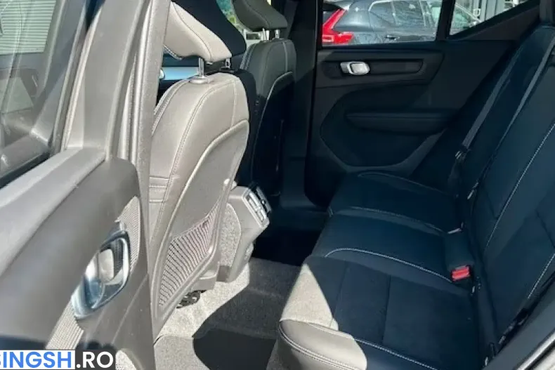Volvo XC40 din 2026 cu 2.500 km - oferta VOL233717 - foto 10