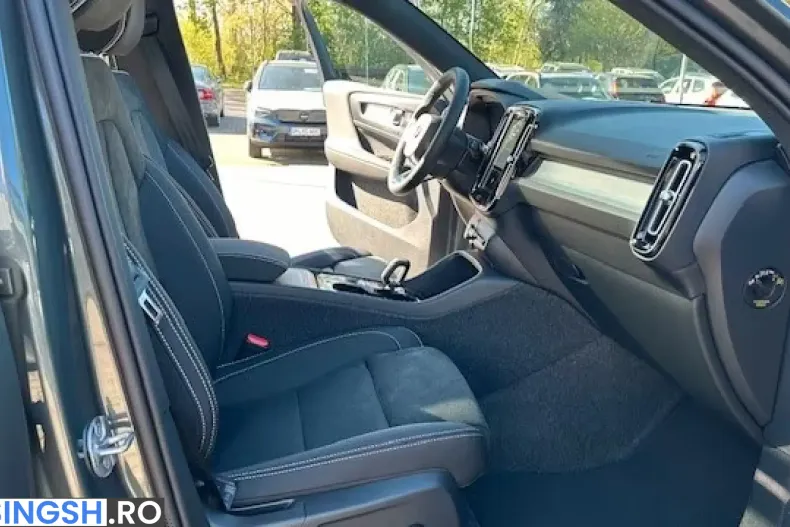Volvo XC40 din 2026 cu 2.500 km - oferta VOL233717 - foto 12