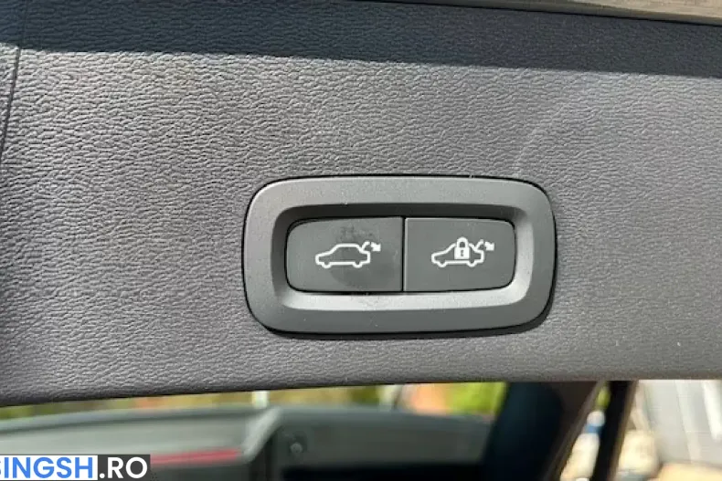 Volvo XC40 din 2026 cu 2.500 km - oferta VOL233717 - foto 16
