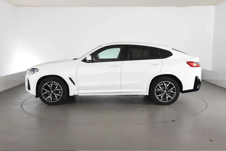 BMW X4 (Seria X) din 2023 cu 74.412 km - oferta BMW233718 - foto 3