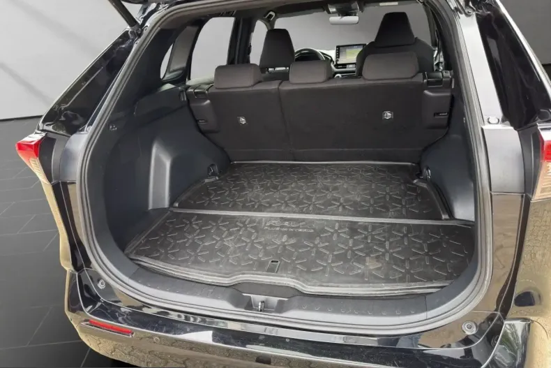 Toyota RAV4 din 2022 cu 100.217 km - oferta TOY233741 - foto 19