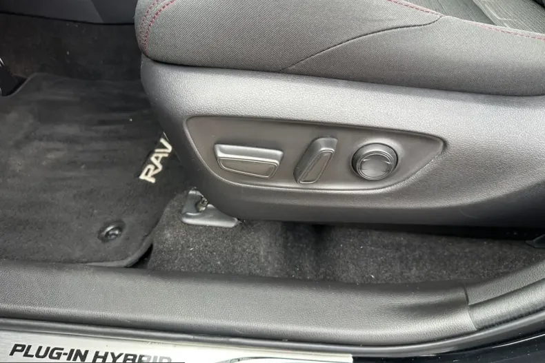 Toyota RAV4 din 2021 cu 86.000 km - oferta TOY233742 - foto 27