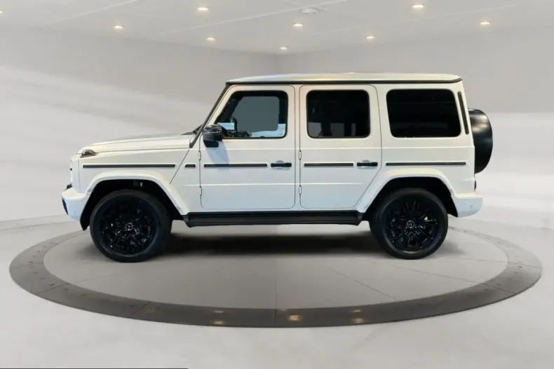 Mercedes-Benz G 450 (Clasa G) din 2025 cu 15.903 km - oferta MER233745 - foto 3