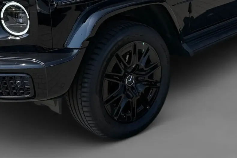 Mercedes-Benz G 450 (Clasa G) din 2024 cu 16.400 km - oferta MER233747 - foto 8