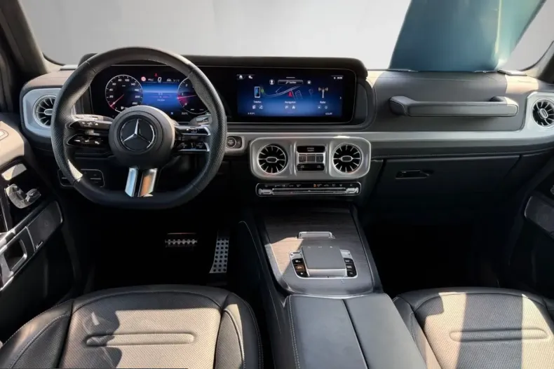Mercedes-Benz G 450 (Clasa G) din 2024 cu 16.400 km - oferta MER233747 - foto 14