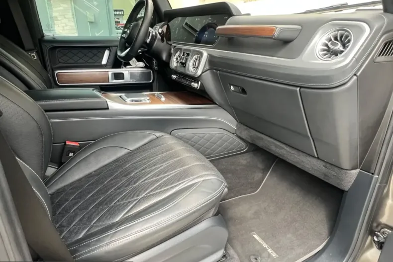 Mercedes-Benz G 450 (Clasa G) din 2024 cu 55.280 km - oferta MER233748 - foto 24
