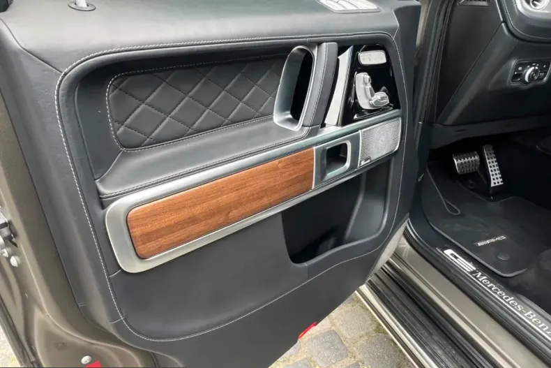 Mercedes-Benz G 450 (Clasa G) din 2024 cu 55.280 km - oferta MER233748 - foto 32