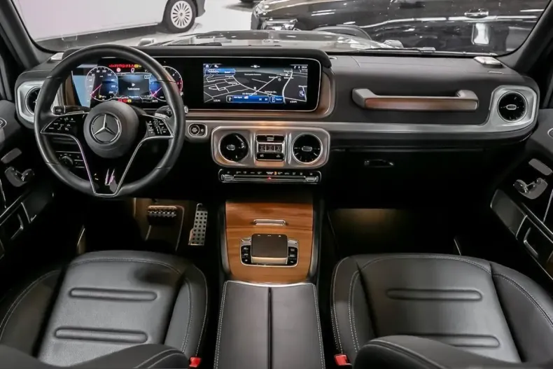 Mercedes-Benz G 450 (Clasa G) din 2024 cu 39.997 km - oferta MER233749 - foto 7