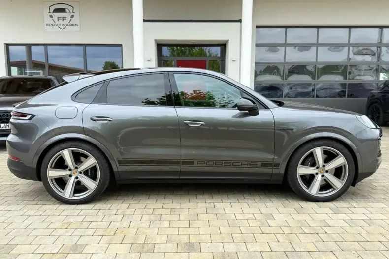 Porsche Cayenne din 2024 cu 49.900 km - oferta POR233761 - foto 1