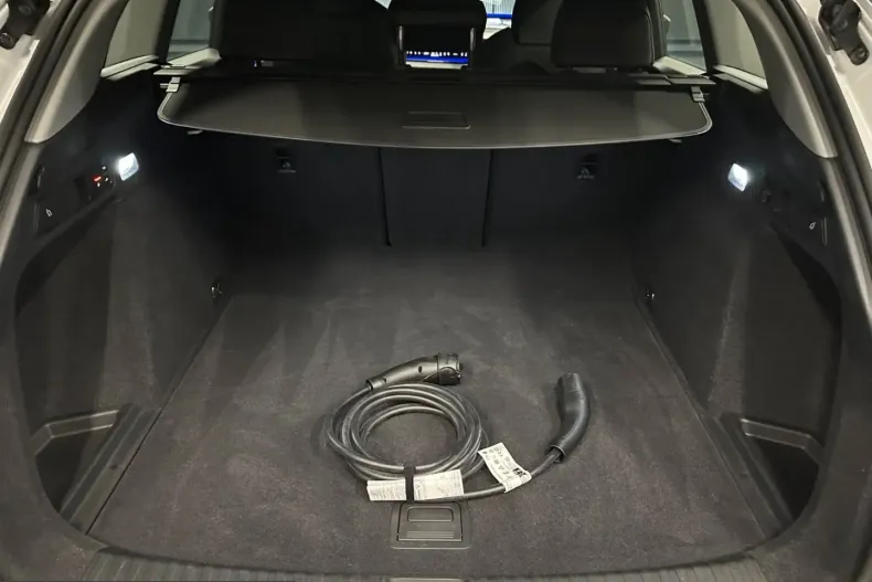 Audi Q6 e-tron din 2025 cu 32.900 km - oferta AUD233762 - foto 33