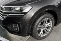 Volkswagen Touareg din 2023 cu 91.882 km - oferta VOL233763 - foto 7
