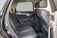 Volkswagen Touareg din 2023 cu 91.882 km - oferta VOL233763 - foto 8