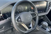Volkswagen Touareg din 2022 cu 54.049 km - oferta VOL233764 - foto 8