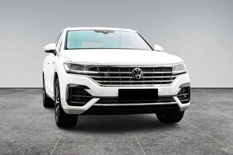 Volkswagen Touareg din 2022 cu 75.500 km - oferta VOL233765 - foto 2
