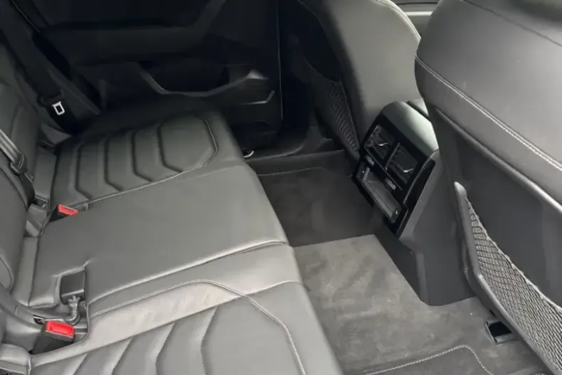 Volkswagen Touareg din 2022 cu 75.500 km - oferta VOL233765 - foto 7