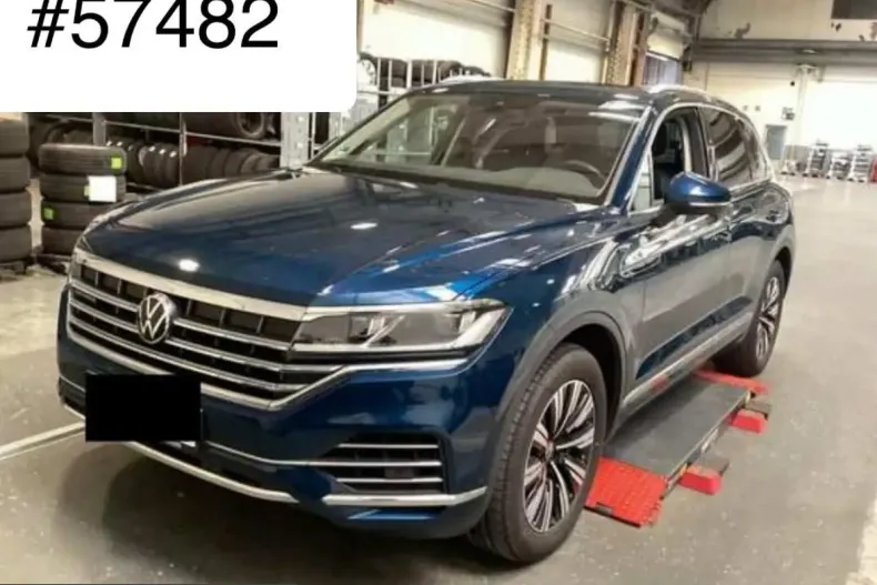 Volkswagen Touareg din 2021 cu 95.100 km - oferta VOL233766 - foto 1