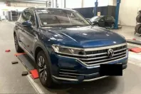Volkswagen Touareg din 2021 cu 95.100 km - oferta VOL233766 - foto 2