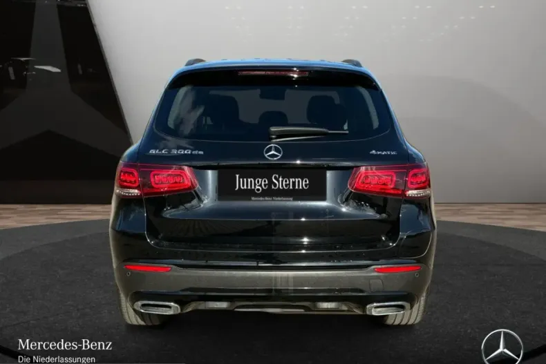 Mercedes-Benz GLC 300 (Clasa GLC) din 2022 cu 79.977 km - oferta MER233767 - foto 7