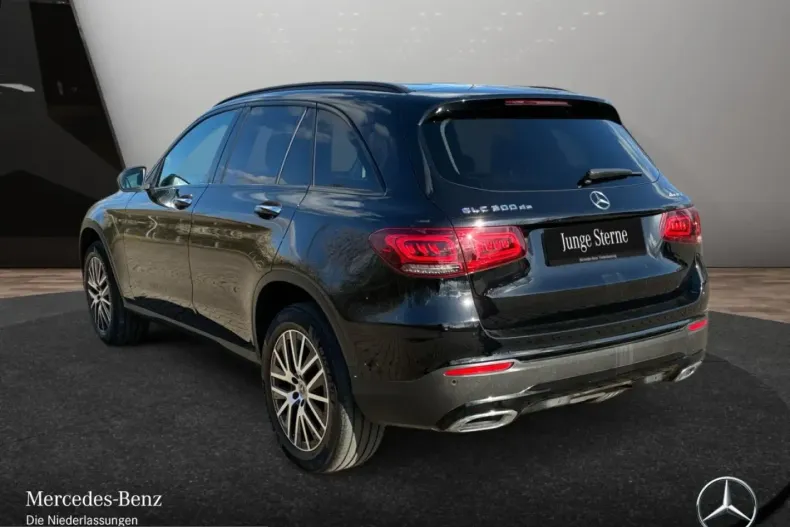 Mercedes-Benz GLC 300 (Clasa GLC) din 2022 cu 79.977 km - oferta MER233767 - foto 8