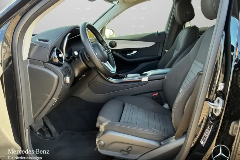 Mercedes-Benz GLC 300 (Clasa GLC) din 2022 cu 79.977 km - oferta MER233767 - foto 9