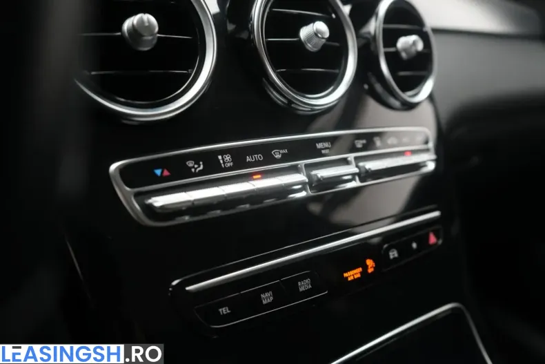 Mercedes-Benz GLC 300 (Clasa GLC) din 2022 cu 92.000 km - oferta MER233768 - foto 19