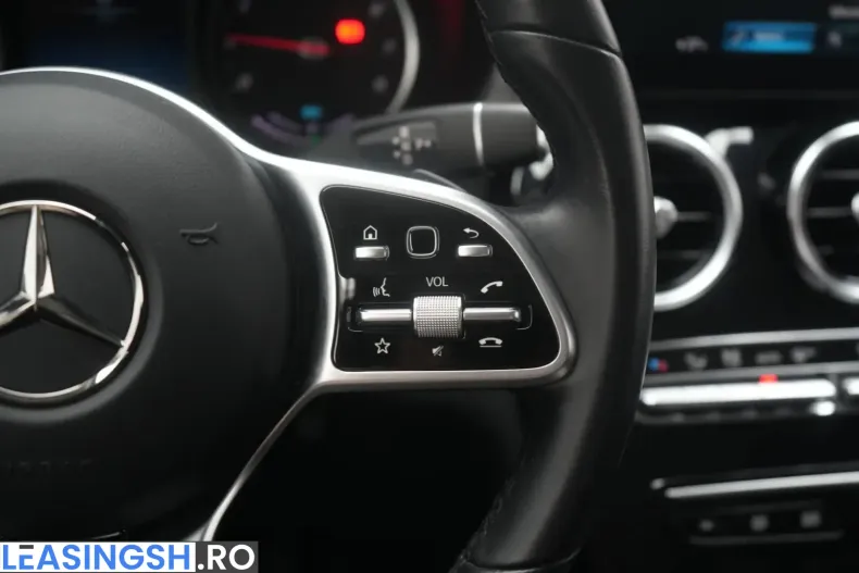 Mercedes-Benz GLC 300 (Clasa GLC) din 2022 cu 92.000 km - oferta MER233768 - foto 22
