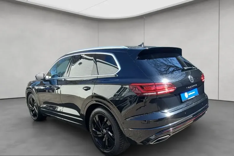 Volkswagen Touareg din 2023 cu 21.493 km - oferta VOL233769 - foto 5