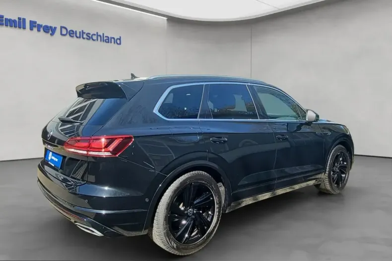Volkswagen Touareg din 2023 cu 21.493 km - oferta VOL233769 - foto 8
